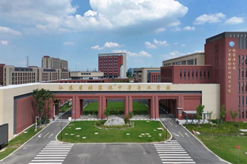 星空电竞数码DCN助力张家港市中等专业学校“智行”校园网络建设项目